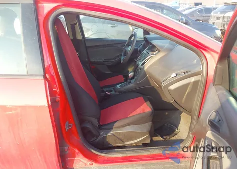 2012 Ford Focus Se z USA, uszkodzony, nr VIN 1FAHP3K20CL141643